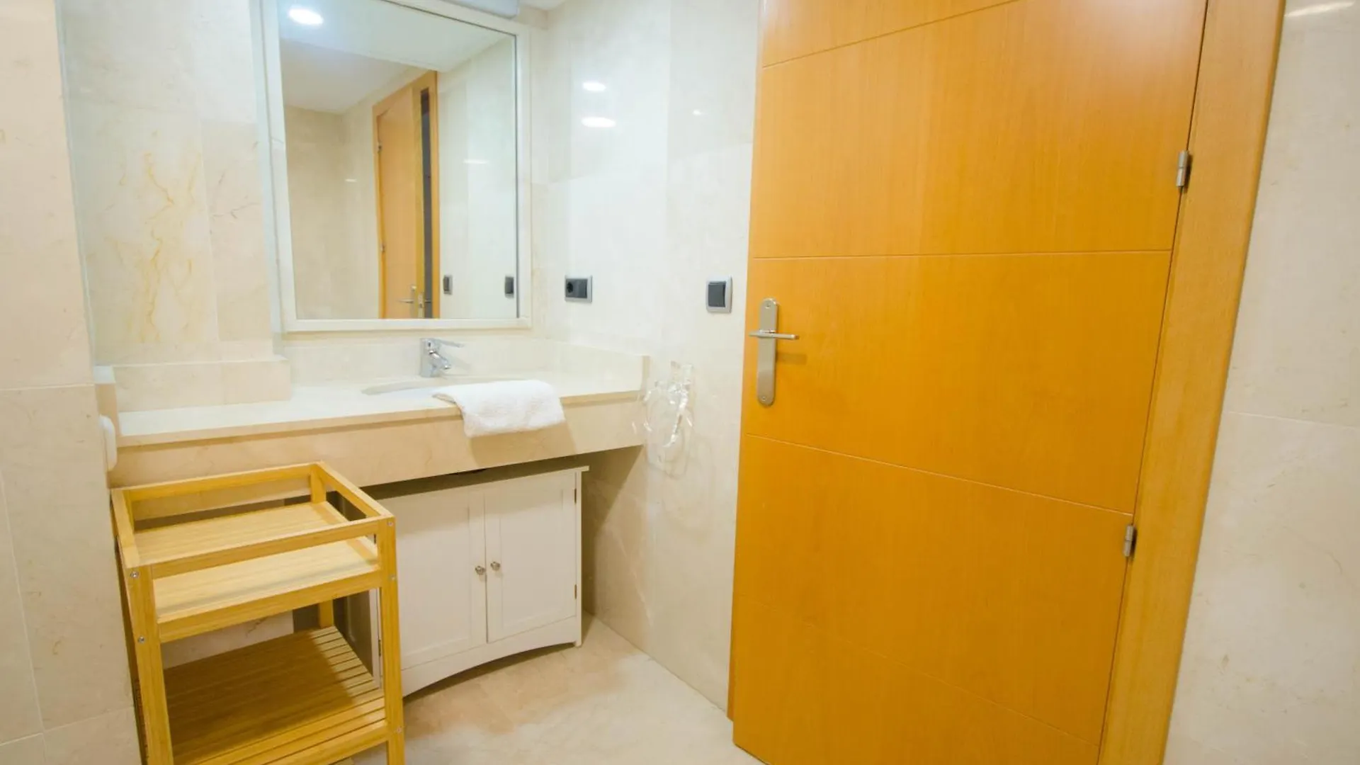 Estudio Central Beach Estepona Apartment